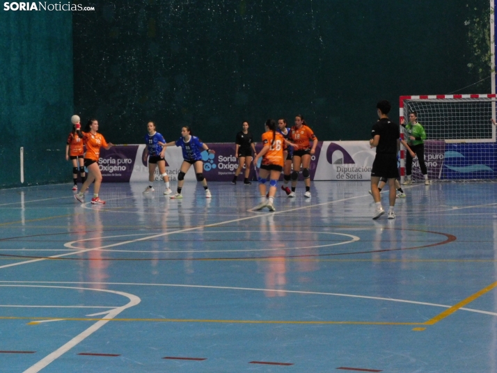 En im&aacute;genes: Las promesas del balonmano nacional se dan cita en &Aacute;greda