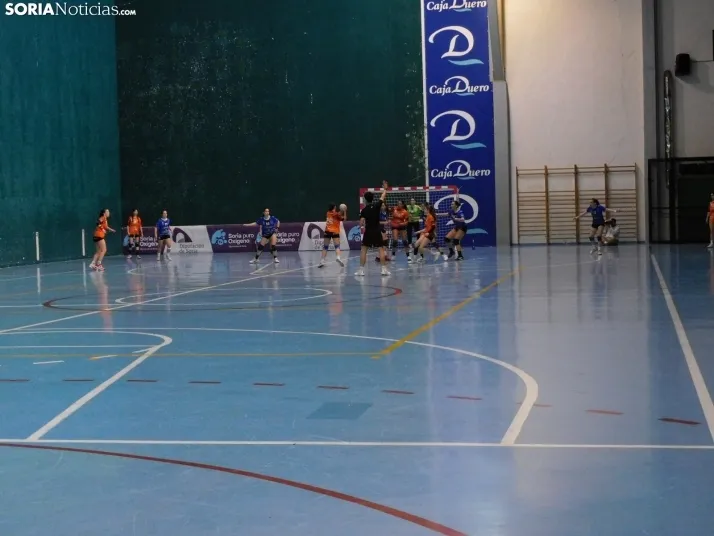 En im&aacute;genes: Las promesas del balonmano nacional se dan cita en &Aacute;greda