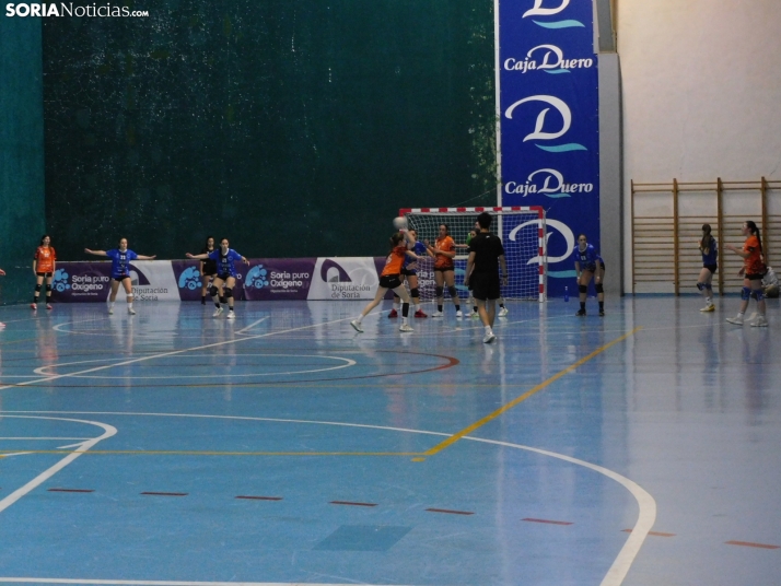 En im&aacute;genes: Las promesas del balonmano nacional se dan cita en &Aacute;greda