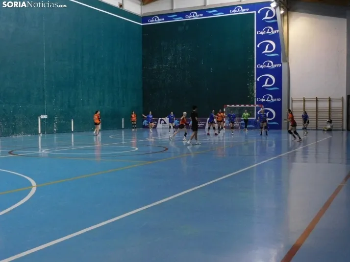 En im&aacute;genes: Las promesas del balonmano nacional se dan cita en &Aacute;greda