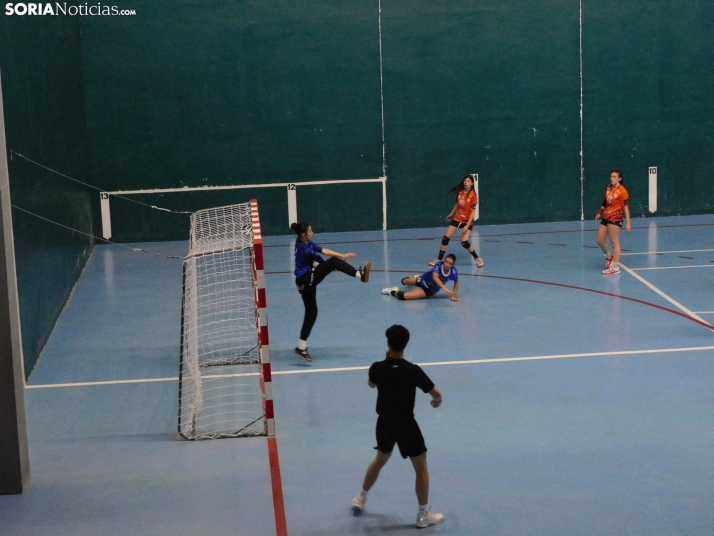 En im&aacute;genes: Las promesas del balonmano nacional se dan cita en &Aacute;greda