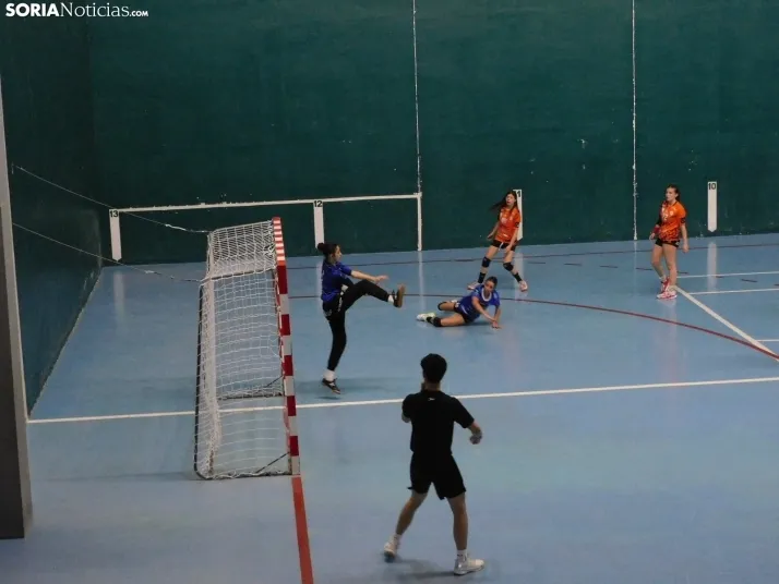 En im&aacute;genes: Las promesas del balonmano nacional se dan cita en &Aacute;greda
