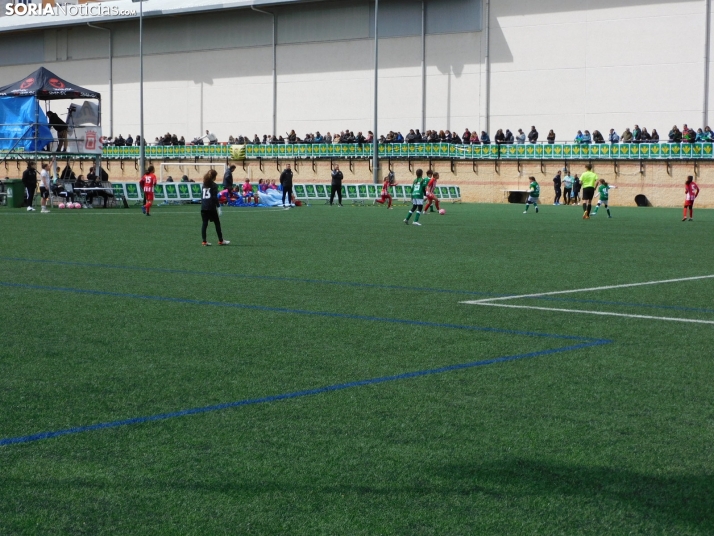 En im&aacute;genes: Las mejores canteras del f&uacute;tbol femenino espa&ntilde;ol juegan en Soria