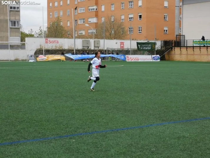 En im&aacute;genes: Las mejores canteras del f&uacute;tbol femenino espa&ntilde;ol juegan en Soria