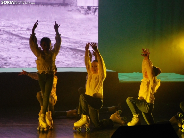 GALER&Iacute;A | Una gala solidaria que canta por la salud mental... &iexcl;Y qu&eacute; arte!