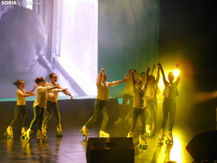 GALER&Iacute;A | Una gala solidaria que canta por la salud mental... &iexcl;Y qu&eacute; arte!