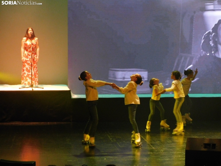 GALER&Iacute;A | Una gala solidaria que canta por la salud mental... &iexcl;Y qu&eacute; arte!