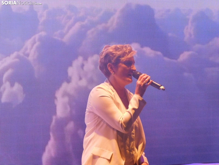 GALER&Iacute;A | Una gala solidaria que canta por la salud mental... &iexcl;Y qu&eacute; arte!