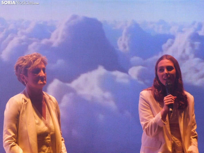 GALER&Iacute;A | Una gala solidaria que canta por la salud mental... &iexcl;Y qu&eacute; arte!