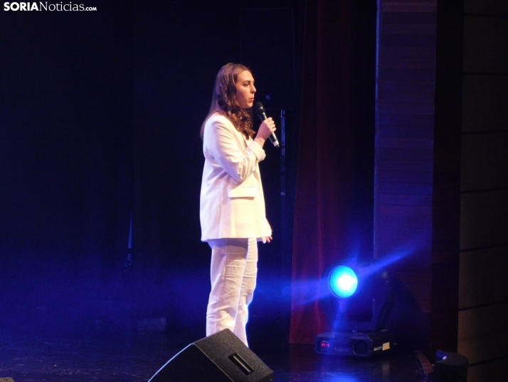 GALER&Iacute;A | Una gala solidaria que canta por la salud mental... &iexcl;Y qu&eacute; arte!