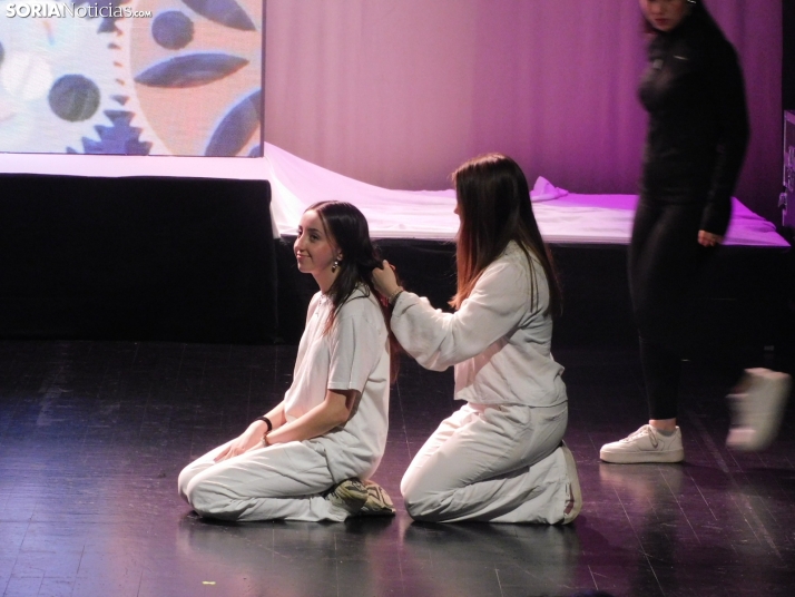 GALER&Iacute;A | Una gala solidaria que canta por la salud mental... &iexcl;Y qu&eacute; arte!