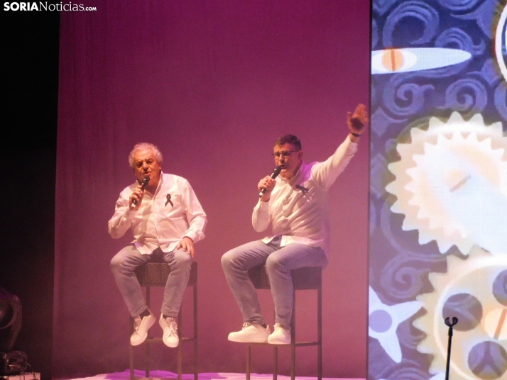 GALER&Iacute;A | Una gala solidaria que canta por la salud mental... &iexcl;Y qu&eacute; arte!