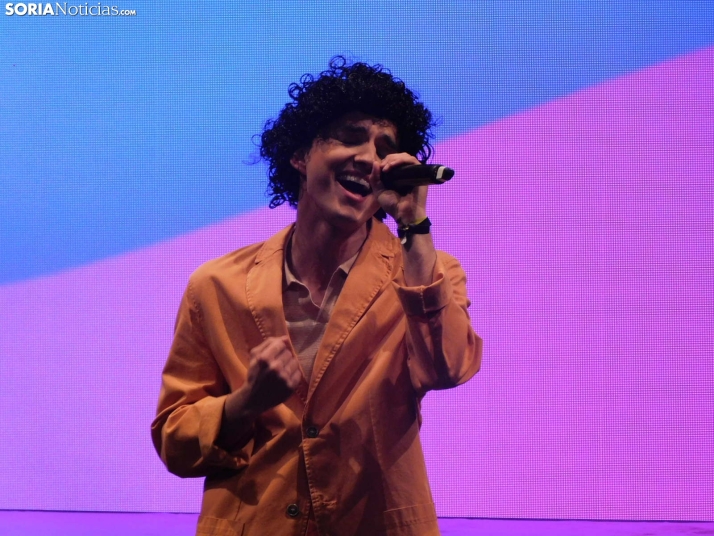 GALER&Iacute;A | Una gala solidaria que canta por la salud mental... &iexcl;Y qu&eacute; arte!