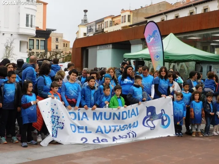 Marcha Solidaria por el autismo 2025