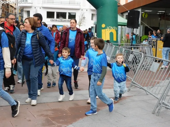 Marcha Solidaria por el autismo 2025