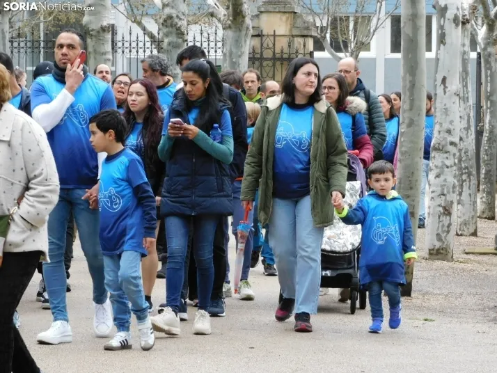Marcha Solidaria por el autismo 2025