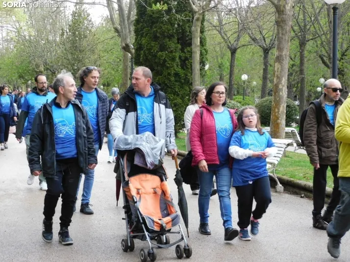 Marcha Solidaria por el autismo 2025
