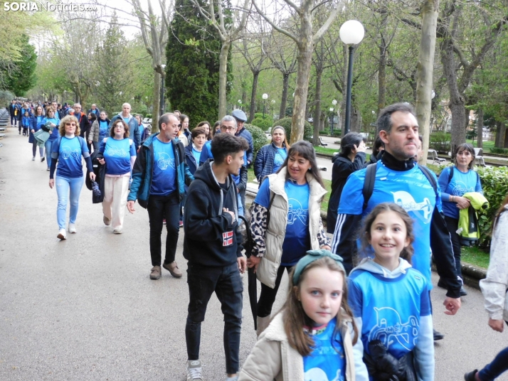 Marcha Solidaria por el autismo 2025
