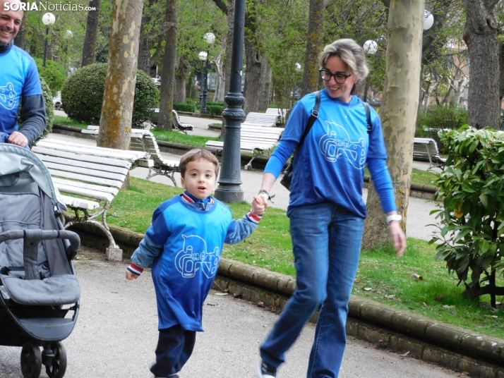 Marcha Solidaria por el autismo 2025