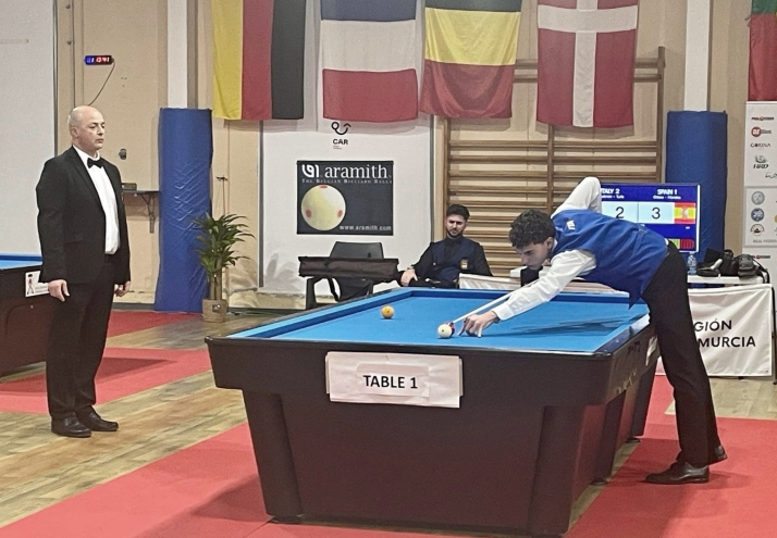 El árbitro italo-soriano Gennaro Dambra, entre los mejores en los europeos de billar