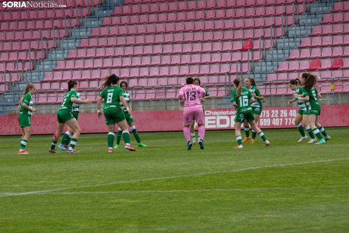 Fiesta del fútbol, con acento femenino, en Soria