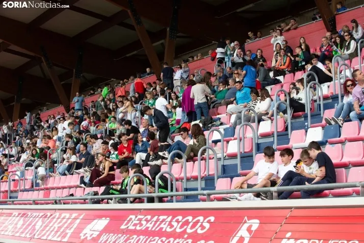 Fiesta del fútbol, con acento femenino, en Soria