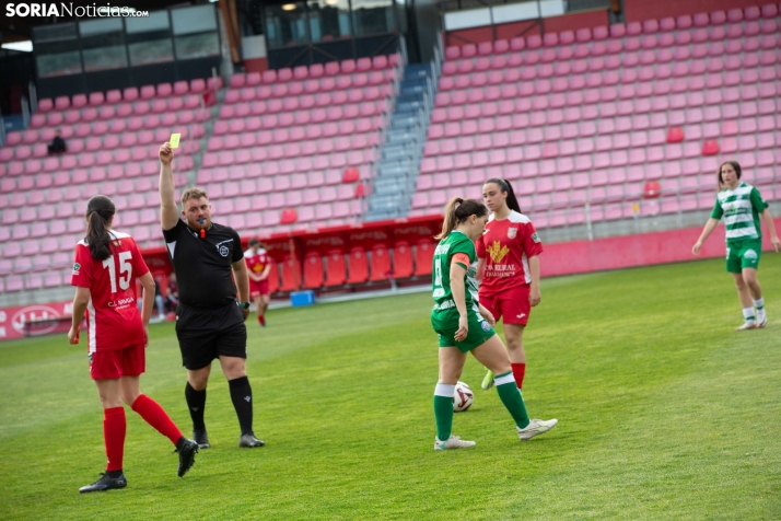 Fiesta del fútbol, con acento femenino, en Soria