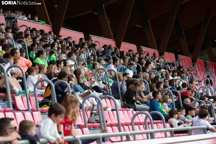 Fiesta del fútbol, con acento femenino, en Soria