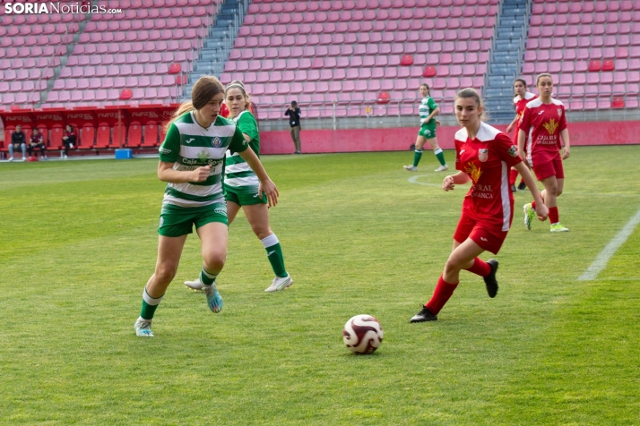 Fiesta del fútbol, con acento femenino, en Soria