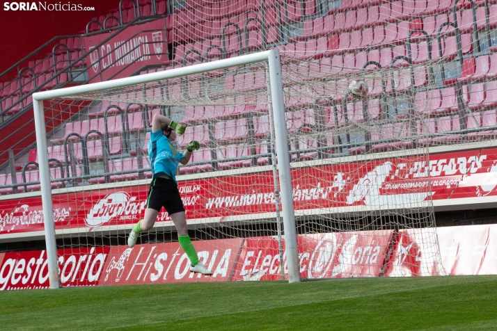 Fiesta del fútbol, con acento femenino, en Soria