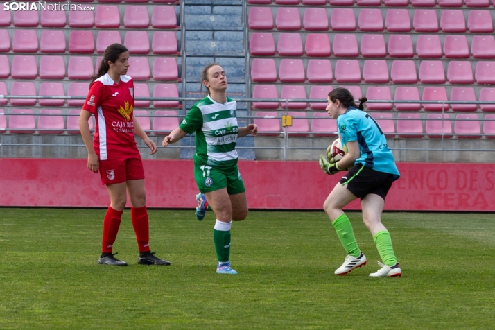 Fiesta del fútbol, con acento femenino, en Soria