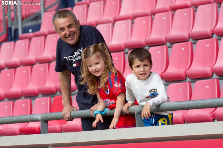 Fiesta del fútbol, con acento femenino, en Soria