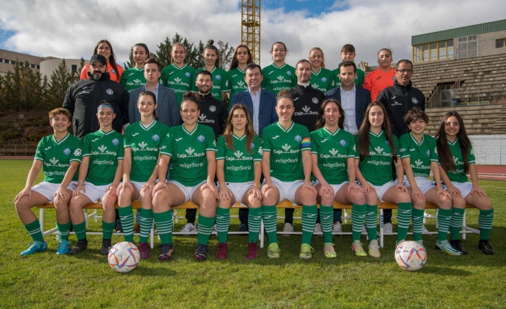 El CD San José Femenino se prepara para su debut en Los Pajaritos donde celebrará el ascenso a Tercera RFEF