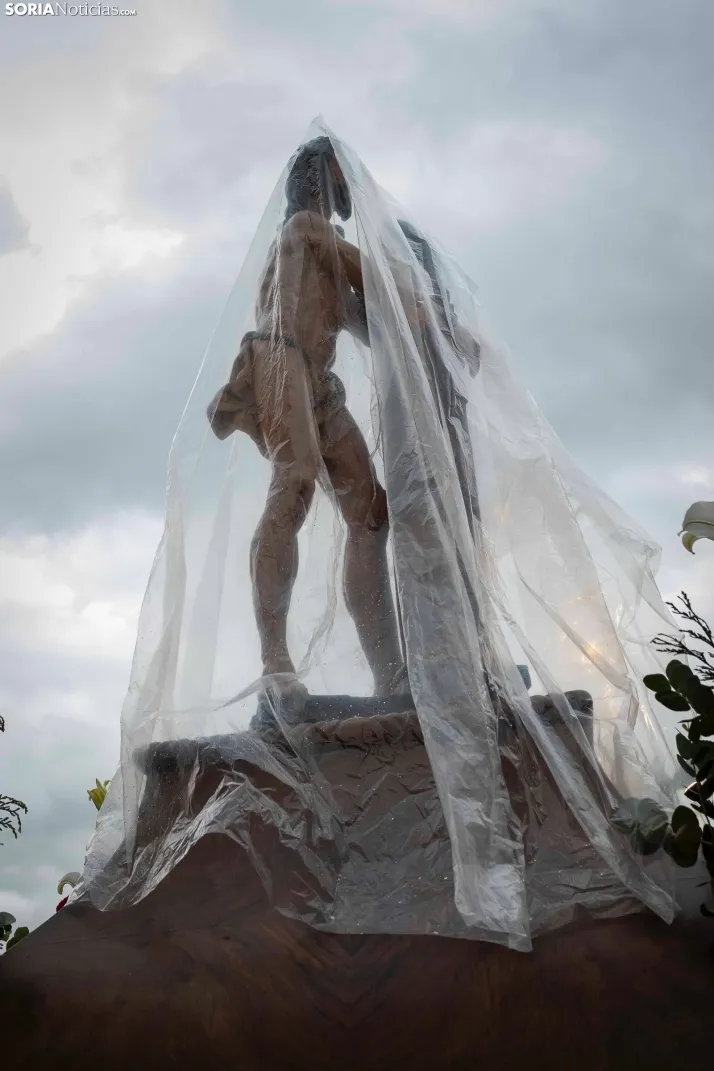 En im&aacute;genes: Todas las cofrad&iacute;as de Soria se unen en la Procesi&oacute;n General del Santo Entie
