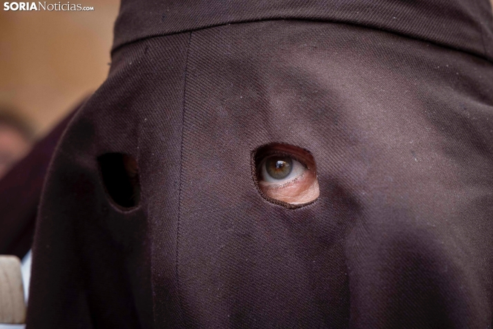 En im&aacute;genes: Todas las cofrad&iacute;as de Soria se unen en la Procesi&oacute;n General del Santo Entie