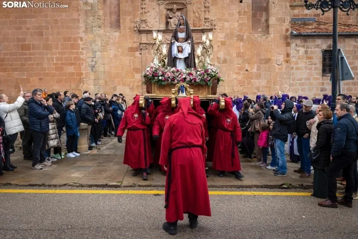 En im&aacute;genes: Todas las cofrad&iacute;as de Soria se unen en la Procesi&oacute;n General del Santo Entie