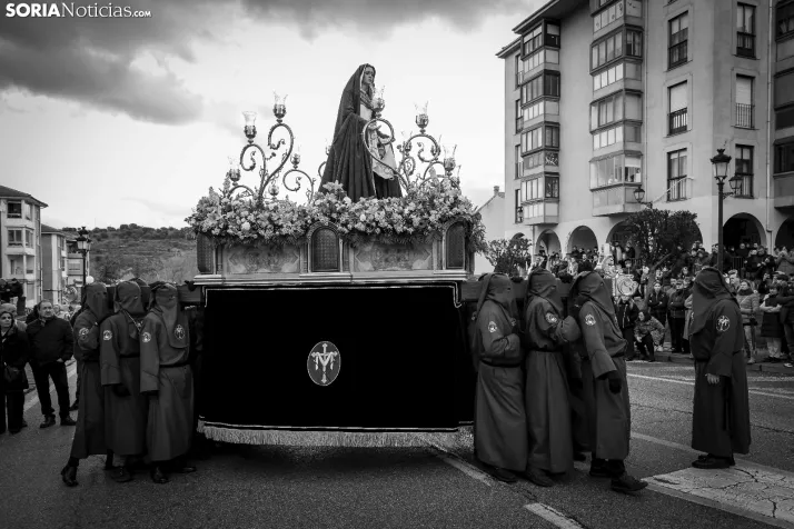 En im&aacute;genes: Todas las cofrad&iacute;as de Soria se unen en la Procesi&oacute;n General del Santo Entie