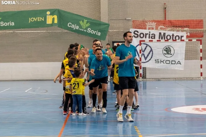 Club Balonmano Soria vs Unión Financiera./ Viksar Fotografía 