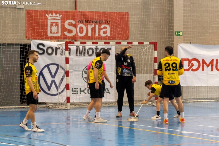 Club Balonmano Soria vs Unión Financiera./ Viksar Fotografía 