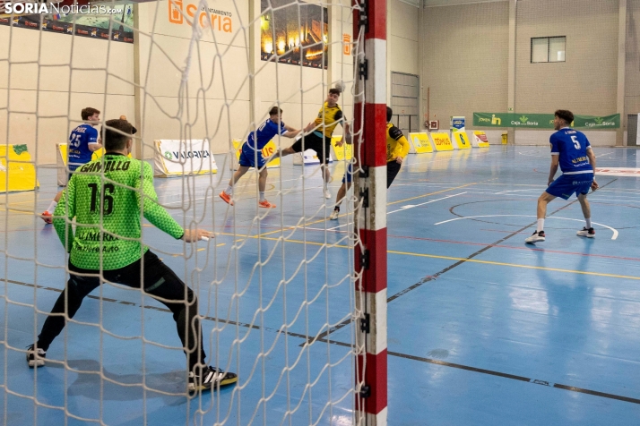 Club Balonmano Soria vs Unión Financiera./ Viksar Fotografía 
