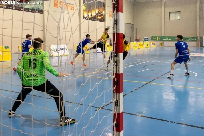 Club Balonmano Soria vs Unión Financiera./ Viksar Fotografía 