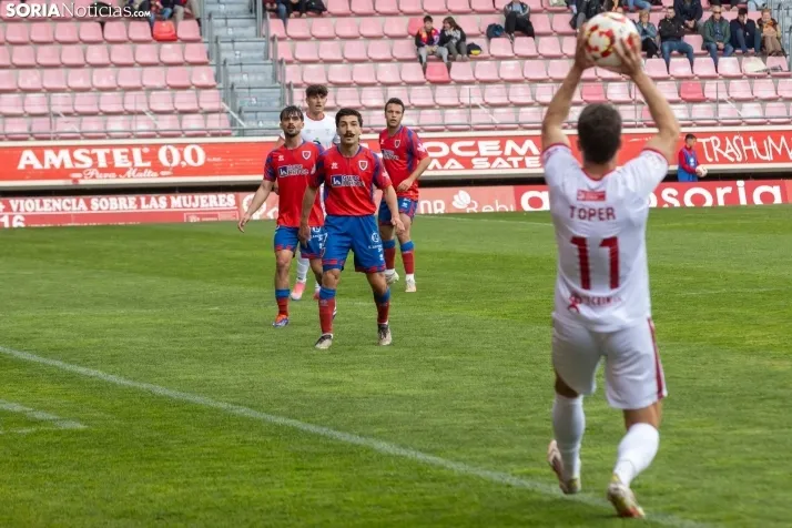 Numancia vs Real Ávila./ Viksar Fotografía