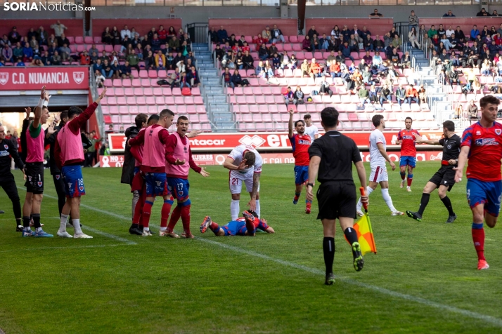 Numancia vs Real Ávila./ Viksar Fotografía