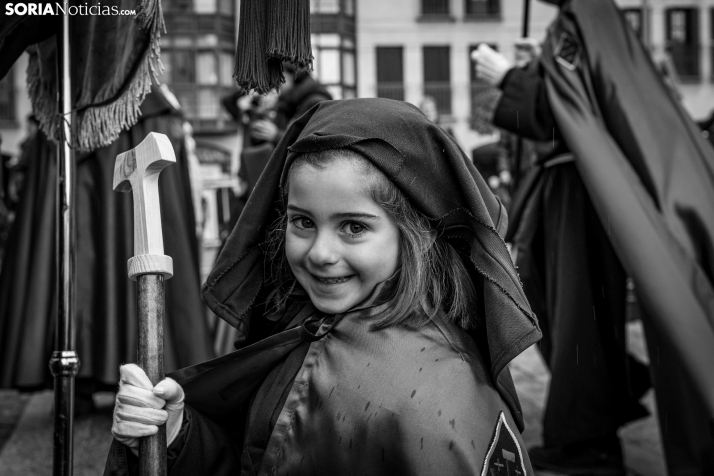 Procesión de la cofradía del Ecce Homo 2025./ Viksar Fotografía