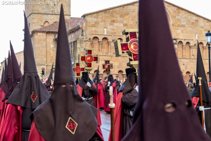 Procesión de la cofradía del Ecce Homo 2025./ Viksar Fotografía