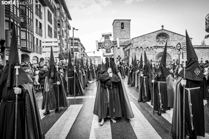 Procesión de la cofradía del Ecce Homo 2025./ Viksar Fotografía
