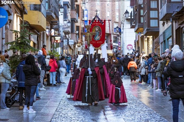 Procesión de la cofradía del Ecce Homo 2025./ Viksar Fotografía