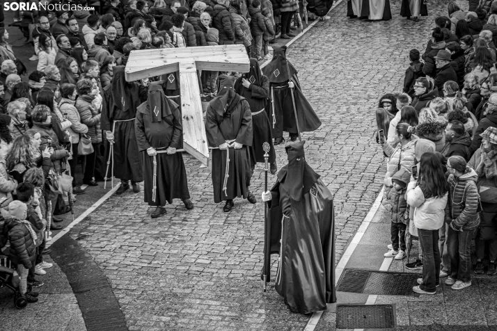 Procesión de la cofradía del Ecce Homo 2025./ Viksar Fotografía