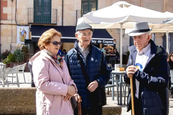 FADISO realiza su &lsquo;paseo saludable&rsquo; para concienciar de la importancia de los buenos h&aacute;bito