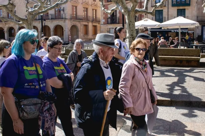 FADISO realiza su &lsquo;paseo saludable&rsquo; para concienciar de la importancia de los buenos h&aacute;bito